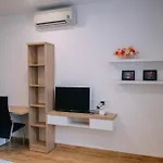 Titan House 1 Bedroom - 405